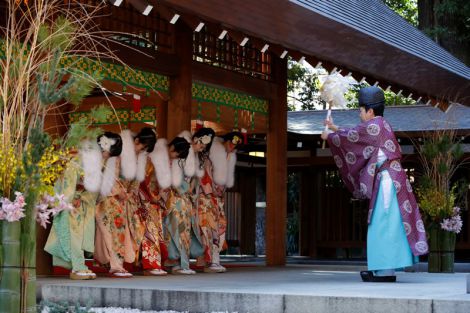 Member Nogizaka46 Merayakan Hari ‘Shin Seijin’