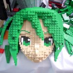 hatsune berukuran manusia dari lego 4