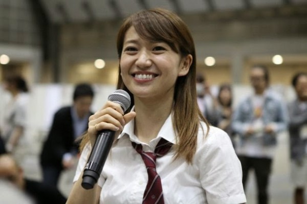 Yuko Oshime Mengenakan Seragam Sekolah di Acara Handshake Terakhirnya (4)