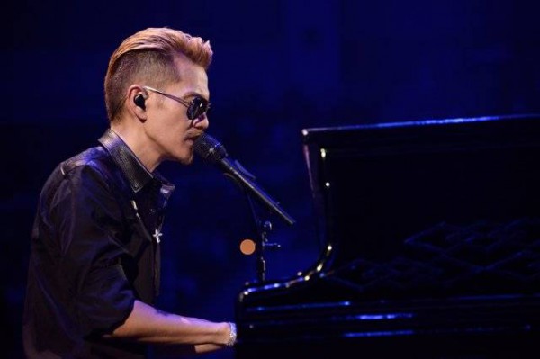 EXILE ATSUSHI Rilis Album Baru termasuk 14 Kisah Cinta