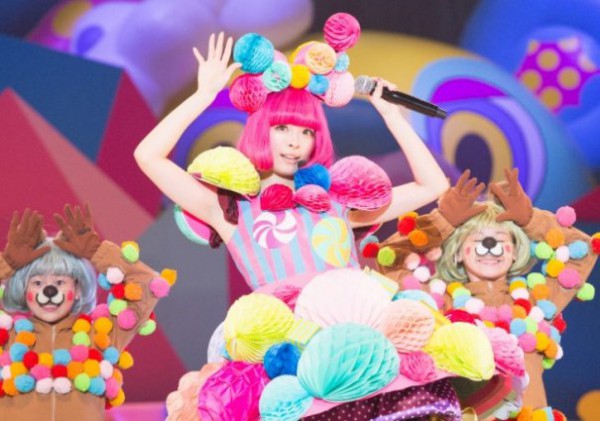 Kyary Pamyu Pamyu - Mondai Girl