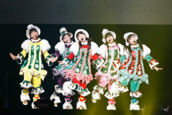 momoclo+christmas+live(1)