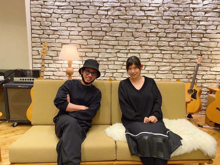 Ayaka dan Taka dari ONE OK ROCK Merilis Single Kolaborasi